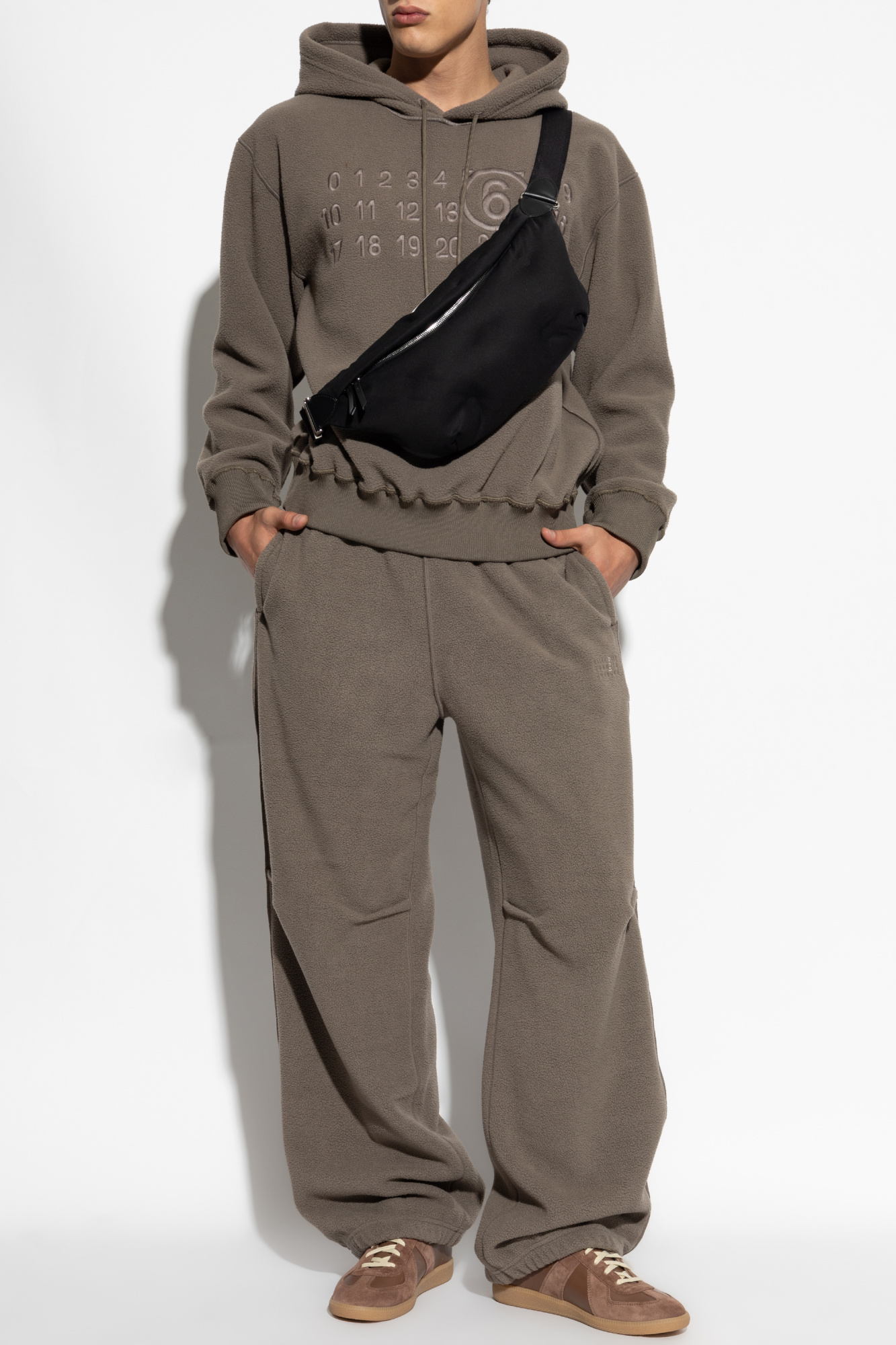 めい　1207 Grey Polar z logo MM6 Maison Margiela - Vitkac GB